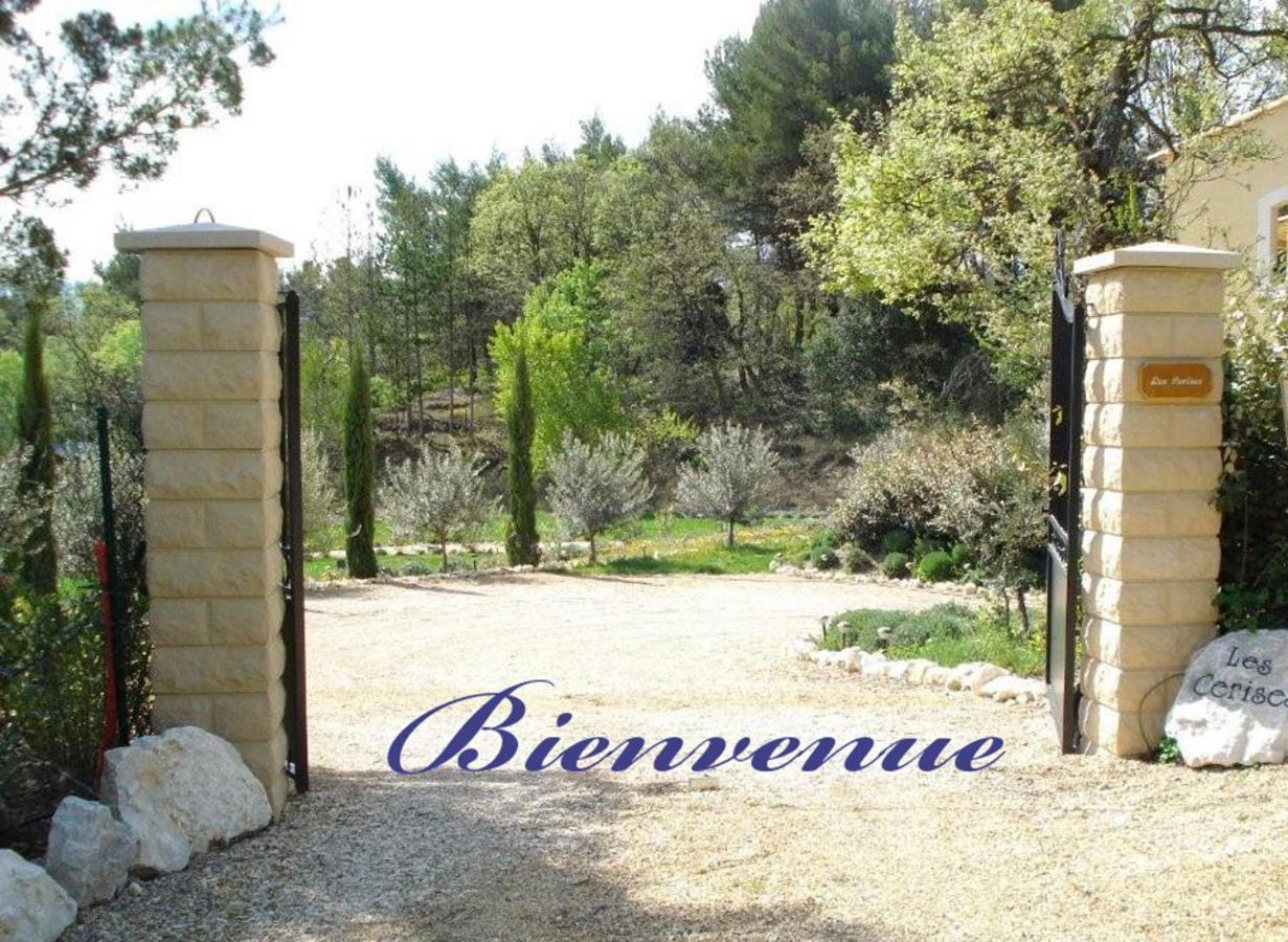 Les Cerises Bed & Breakfast Saint-Saturnin-d'Apt Eksteriør bilde