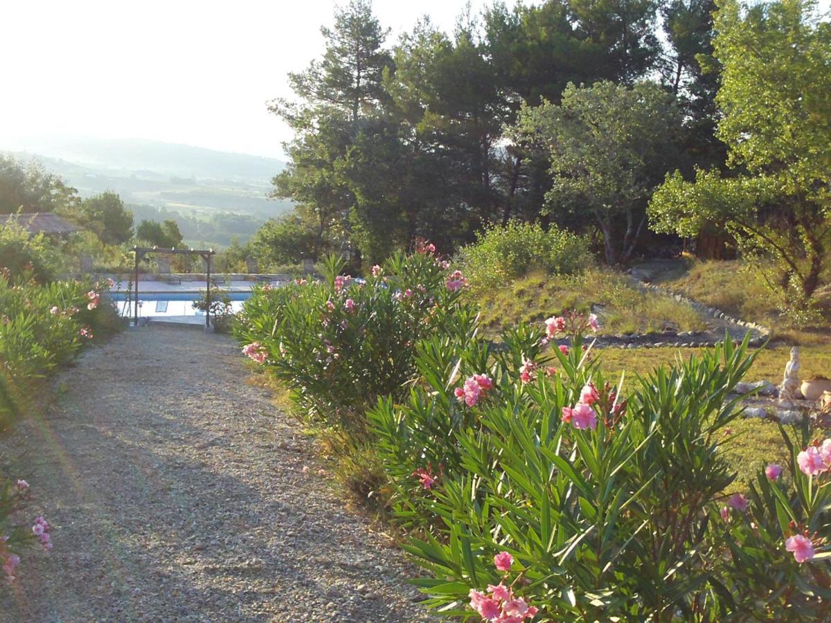 Les Cerises Bed & Breakfast Saint-Saturnin-d'Apt Eksteriør bilde